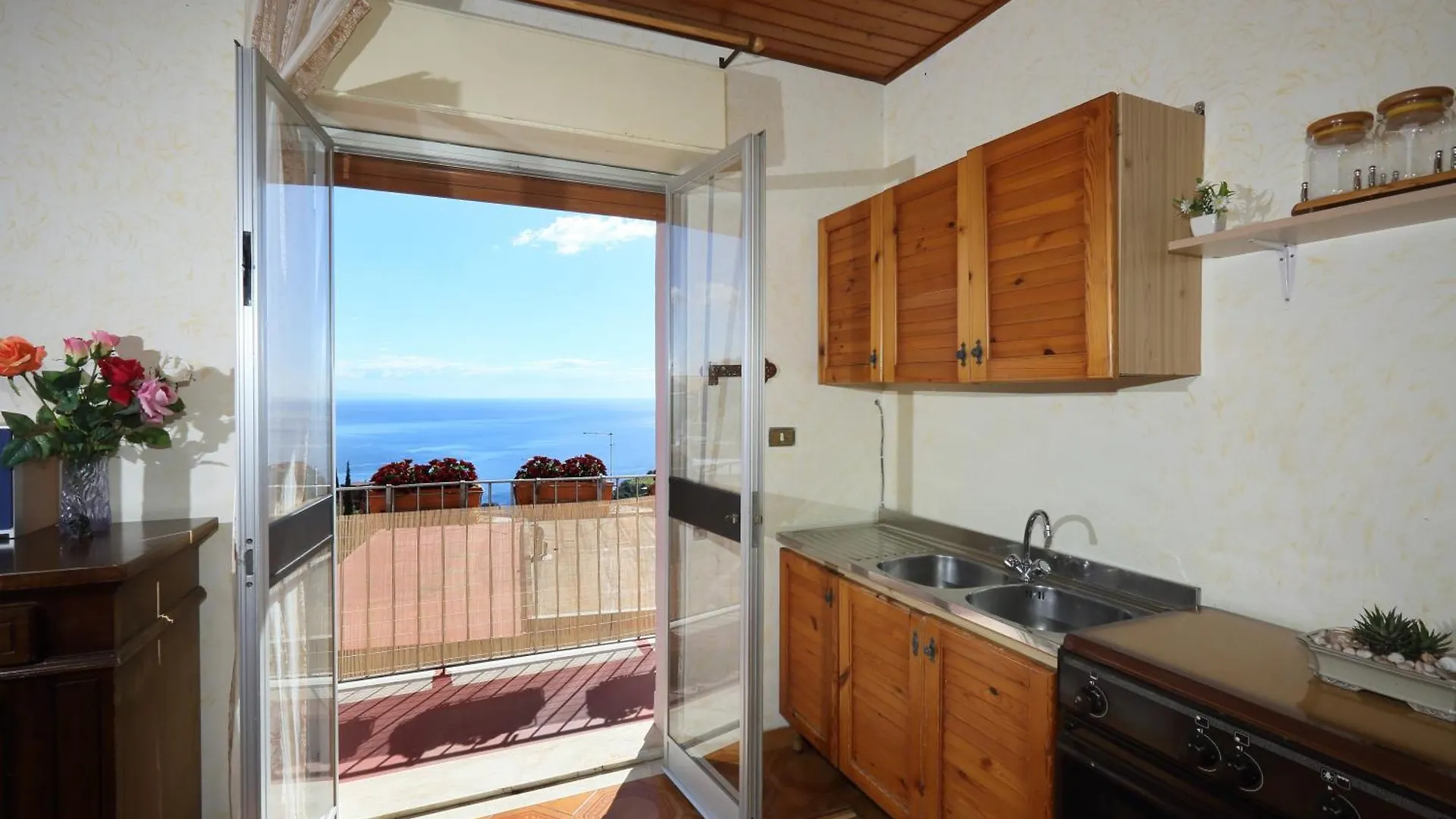 Casa Rosy Villa Taormina Italy